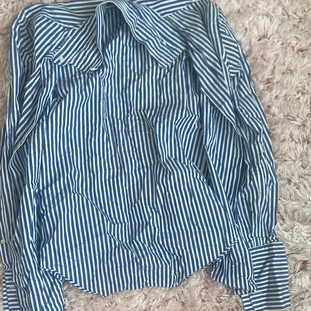 Saks Fifth Avenue Blue and White Striped Men's Shirt